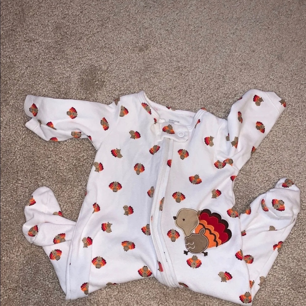 3 month Thanksgiving outfits